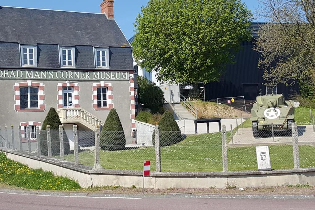 La Bocagere D' Henri Villa Saint-Come-du-Mont Luaran gambar